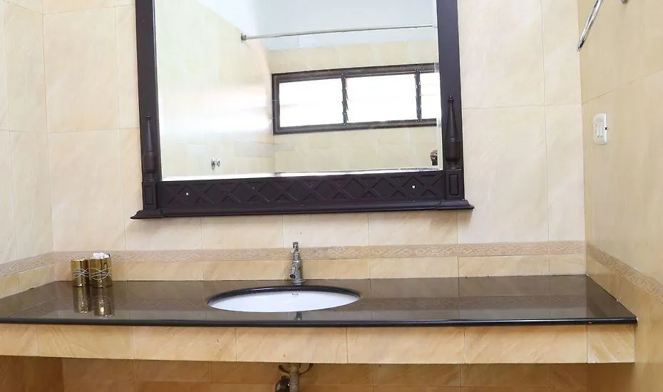 Hotel Karthiyayini Shertallai